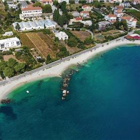 5 Bedroom Beachfront Villa with Pool in Kastel Stafilic near Trogir, Sleeps 10